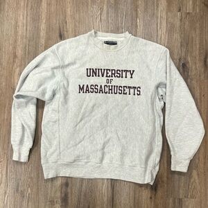 Vintage Champion Umass Reverse Weave Sweatshirt